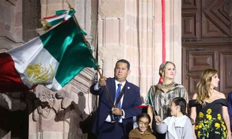 Da Gobernador De Guanajuato El Tradicional Grito De Dolores Noticias