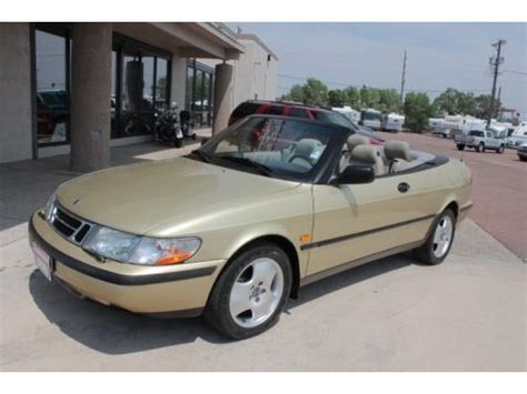 Planet d'Cars: 1998 Saab 900 Convertible