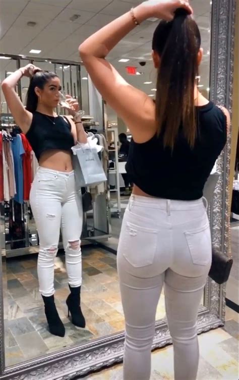 Big Ass White Jeans Hornybob333