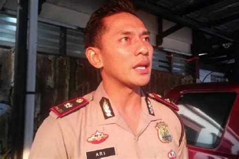 Siapa AKBP Ari Cahya Nugraha Atau Acay Profil Biodata Sosok Yang