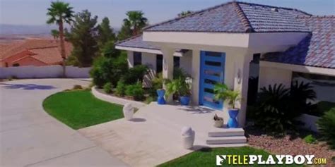 Pool Party With Swingers Get Too Hot Enough To Make New Couples Break