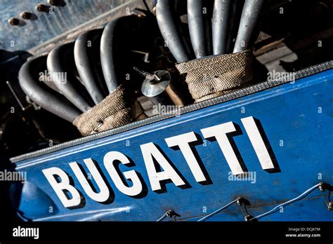 Bugatti Car Emblem Fotos Und Bildmaterial In Hoher Aufl Sung Alamy