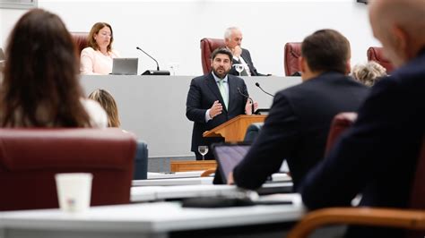 Directo los portavoces replican a López Miras en el debate del estado