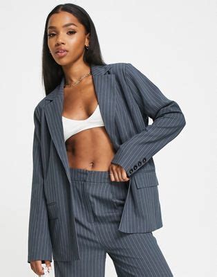 The Frolic Blazer d ensemble à rayures fines Gris anthracite ASOS