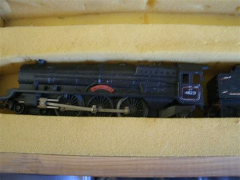 Collection Of Hornby And Tri Ang Engines And Coaches Ebay