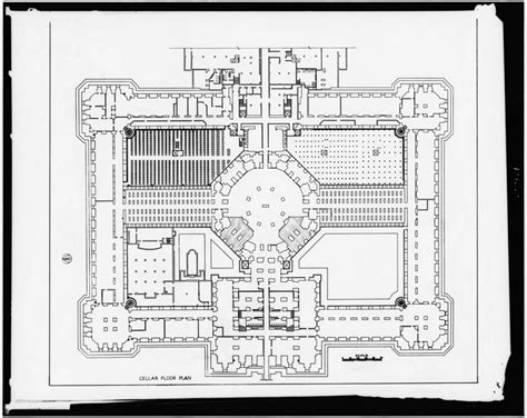 Senate House Floor Plan - floorplans.click