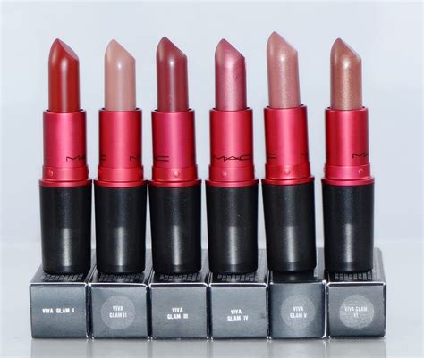 Mulher Mais De 40 Arquivo Batom Nude Viva Glam II Da MAC Mulher