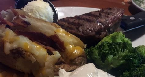 Applebee's $9.99 Steak Experience + Giveaway - The Bandit Lifestyle