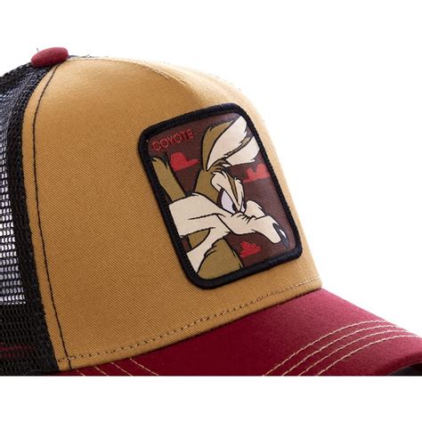 Capslab Wile E Coyote Coy2 Looney Tunes Brown Red And Black Trucker