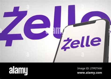 App zelle Stock Videos & Footage - HD and 4K Video Clips - Alamy