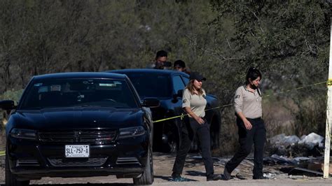 Tres Calcinados Fueron Encontrados En Un Vehículo Al Norte De México