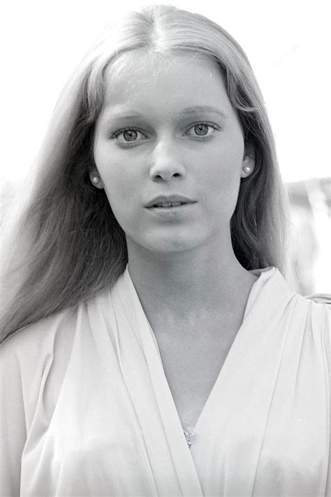 A Look Back At All Of Mia Farrows Iconic Moments Mia Farrow Pictures