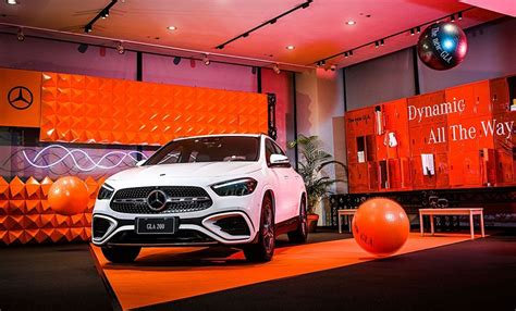 小改款賓士gla動感上市！mercedes Amg Gla 35 4matic同台登場 國內車訊 發燒車訊