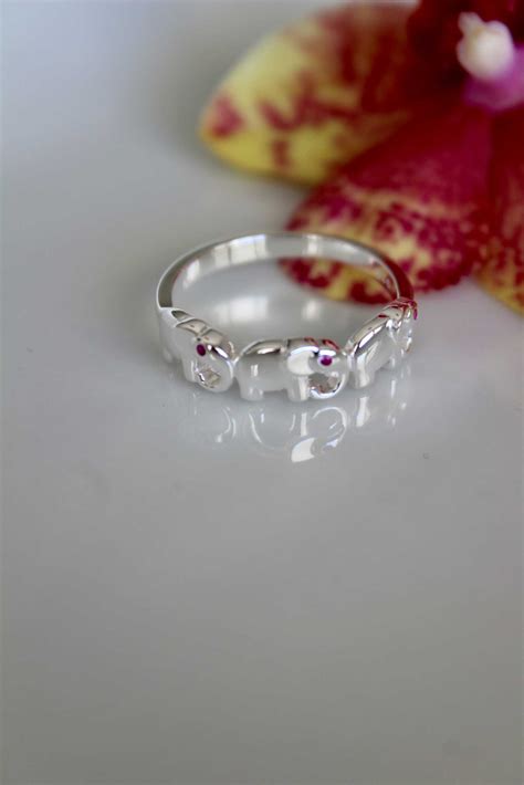 Elephant Ring - Silver Keeper