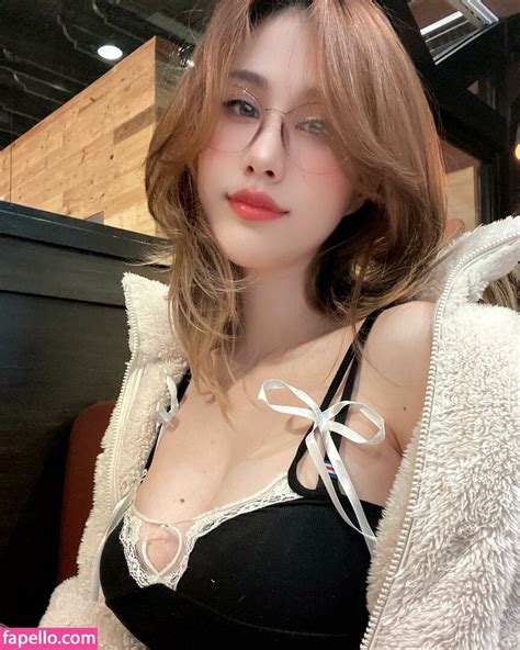 Kura Onee San Kurasushi Usa Lewdgami Nude Leaked OnlyFans Photo