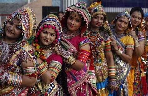 Navratri Special Eight Interesting Facts About Garba Dance