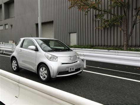 Toyota iQ electric prototype - an urban EV pioneer - Toyota UK Magazine