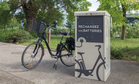 Le R Seau De Bornes De Recharge Pour V Los Lectriques