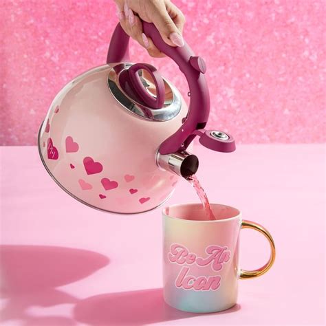 Paris Hilton’s New Cookware Collection Has Us Totally ‘Sliving’