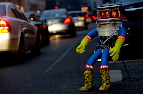HitchBOT's cross-country journey cut short by vandals in Philly | Fortune
