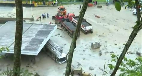 Avalancha en Quetame Cundinamarca cuántos muertos hay y cómo está vía