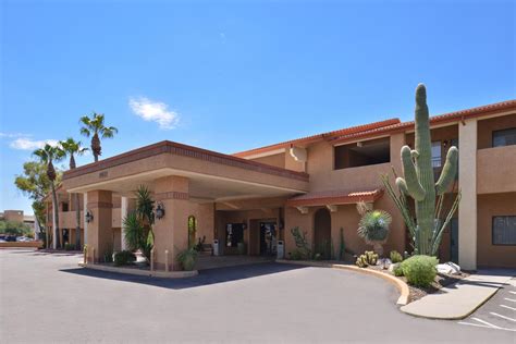 Photos and Virtual Tour | 3 Palms Hotel Tucson