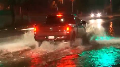 Watch Cbs Evening News 4 Year Old Girl Missing After Flash Flood In