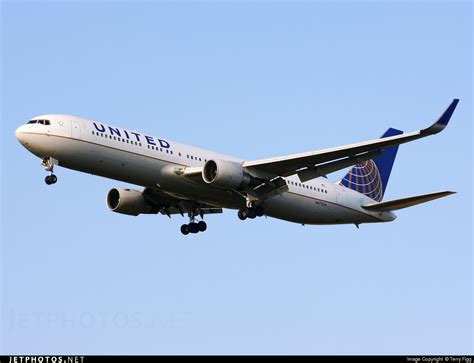 N Ua Boeing Er United Airlines Terry Figg Jetphotos