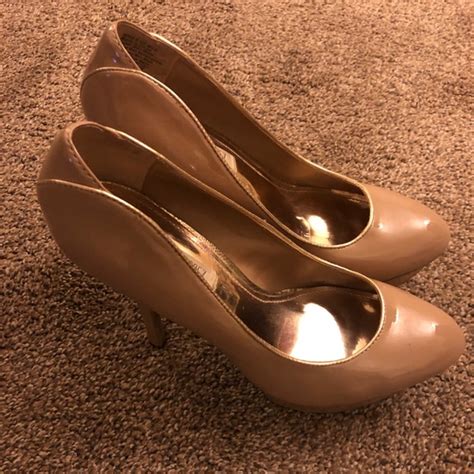 Jennifer Lopez Shoes Jennifer Lopez Nude Platform Heels Poshmark