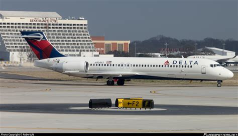 N939at Delta Air Lines Boeing 717 2bd Photo By Robertln Id 1352702