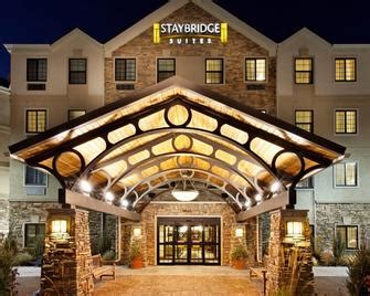 16 Best Hotels in Glenview. Hotels from $44/night - KAYAK