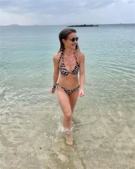 Helen Skelton Sizzles In Leopard Print Bikini As Fans Label Her Bond