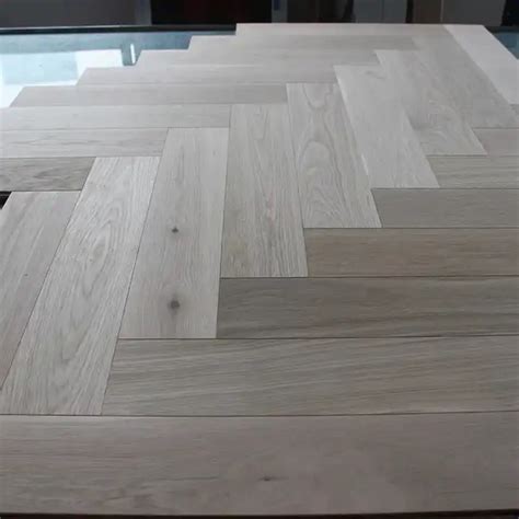 Unfinished Modern Rustic Mm Thick White Oak Herringbone Wood