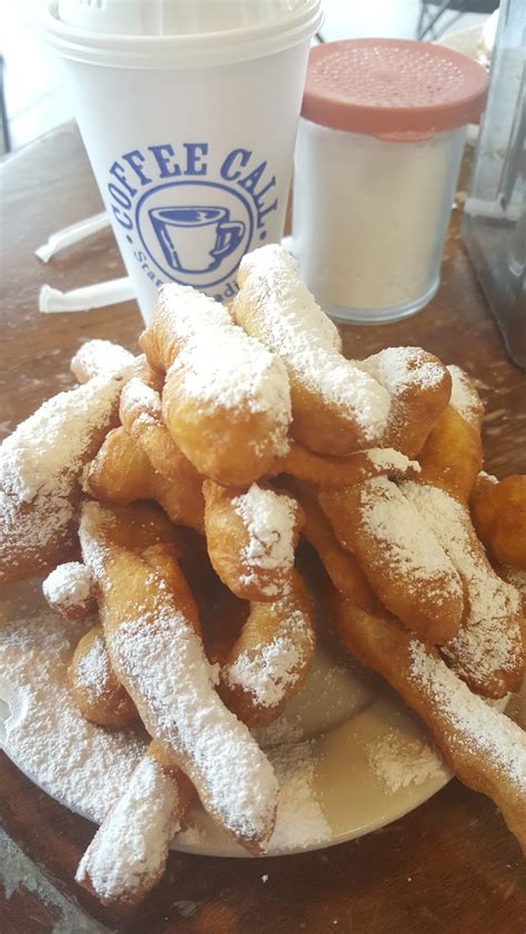 For The Love Of Food Cafe Du Monde New Orleans Beignets