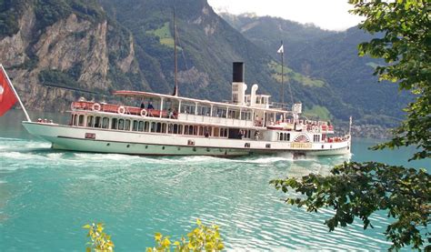 Solve Vierwaldstaettersee Dampfschiff Unterwalden Jigsaw Puzzle Online