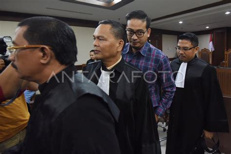 Brotoseno Divonis Lima Tahun Penjara Antara Foto