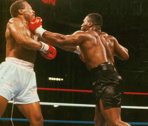 La vie complètement dingue de Mike Tyson résumée en 23 photos