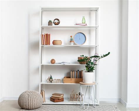 Geek chic: That Bookshelf Aesthetic - Preen.ph