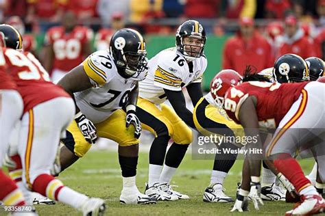 Pittsburgh Steelers Charlie Batch Photos and Premium High Res Pictures ...