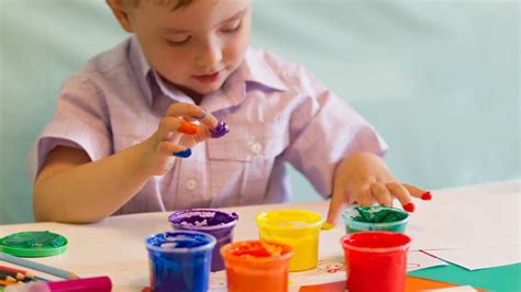 7 Benefits of Finger Painting for Children