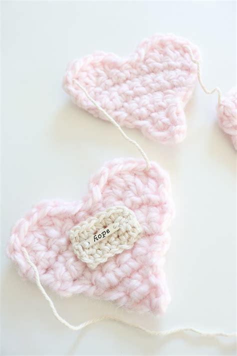 Easy Crochet Heart Garland Pattern - A BOX OF TWINE