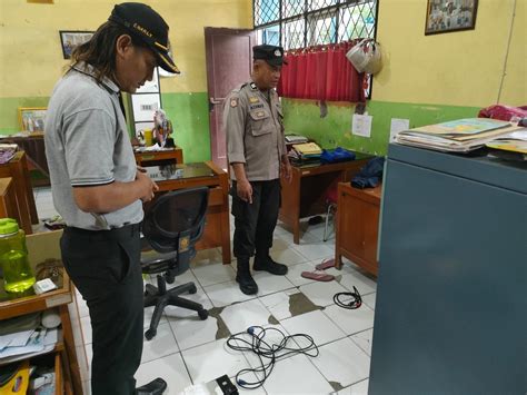 Kawanan Maling Satroni Sdn Cilebut Barang Elektronik Raib Digasak