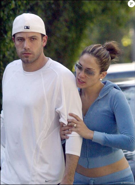 Ben Affleck Et Jennifer Lopez à Beverly Hills En 2003 Purepeople