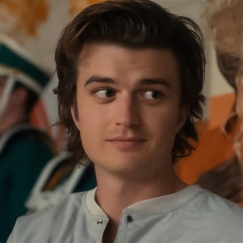 Steve St 4 In 2022 Stranger Things Steve Joe Keery Steve Harrington