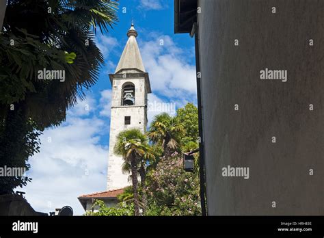 Altstadt von Locarno, Schweiz - Old Town, Locarno, Switzerland Stock ...