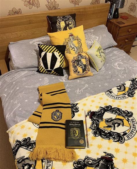 Pin On Hufflepuff Harry Potter Room Decor Harry Potter Bedroom