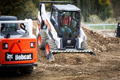 Pictures Bobcat Demo Days Pmv Middle East