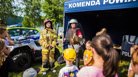 Służby mundurowe zorganizowały piknik nad Klimkówką FOTO