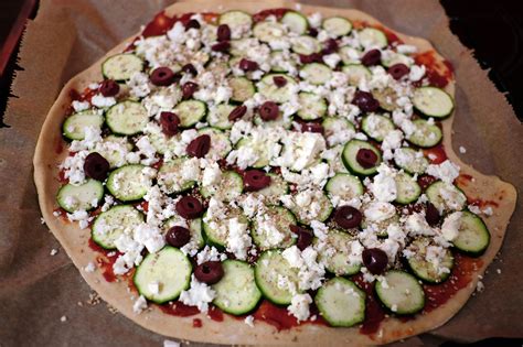 Quark Öl Teig Pizza mit Dinkelvollkorn Rezept kochenOHNE