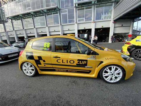 Clio Cup X Pi Ces Et Voitures De Course Vendre De